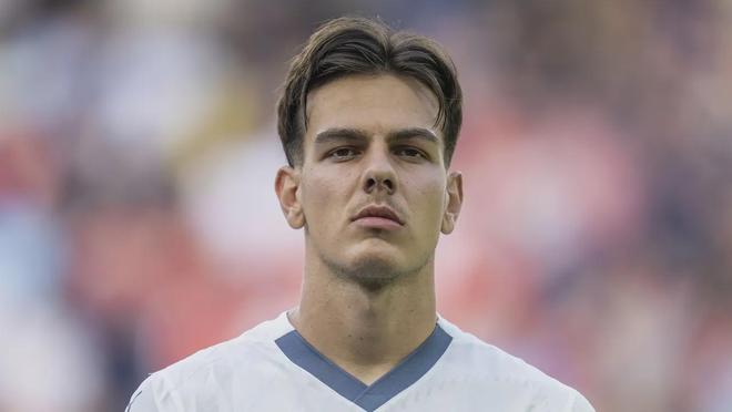 进当地足球 进当地足球