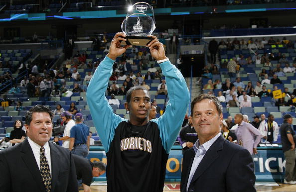 款的三位人 款的三位人