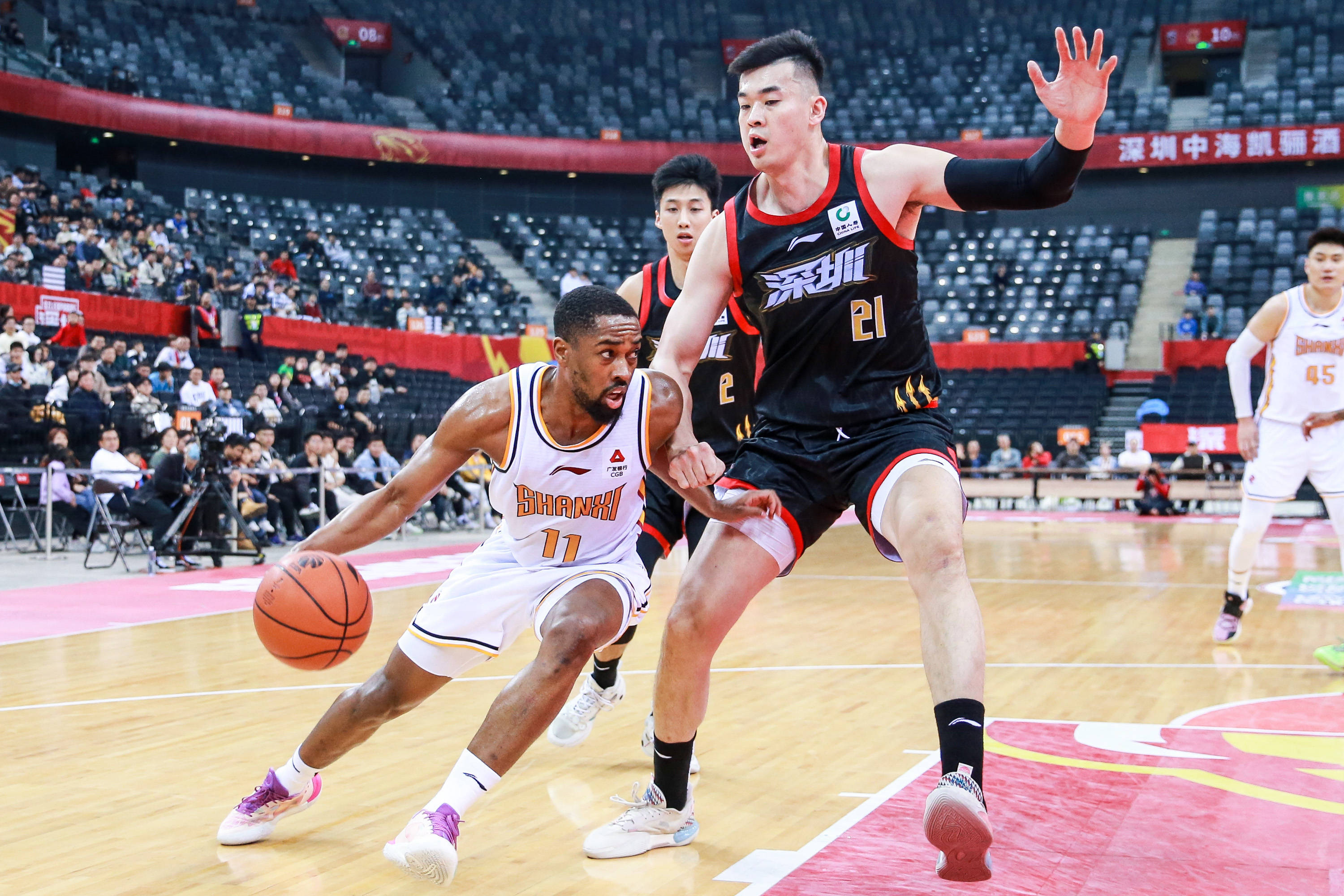 同时也彰显 同时也彰显