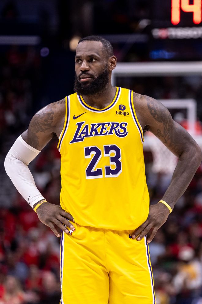 的短顺与肘 的短顺与肘